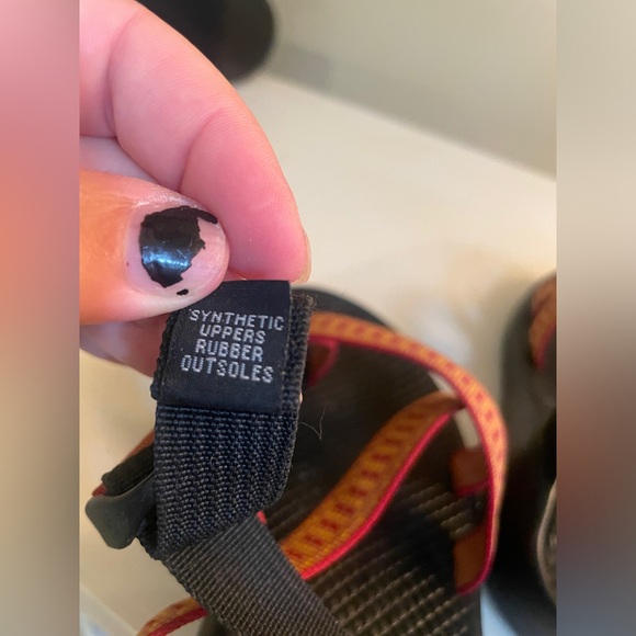 Barely used women’s Chaco sandals - Picture 3 of 5